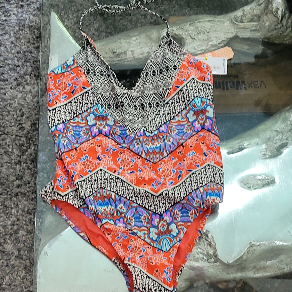 New GB  Gianni Bini 1 piece floral swimsuit